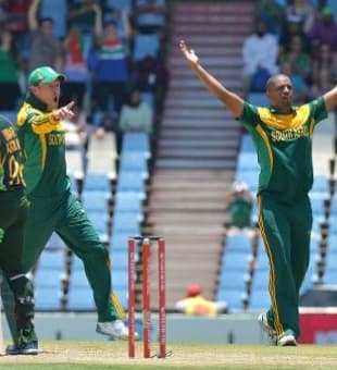 SouthAfrica Vs India Three One Day International
