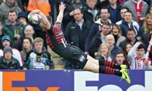 Chris Ashton scores