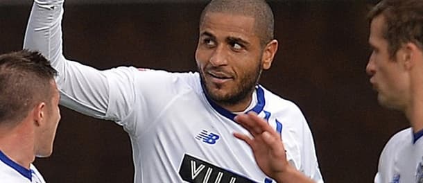 Clarke signs for bury