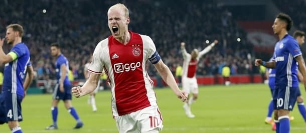 Ajax beat Schalke 2-0 in the quarter final first leg.