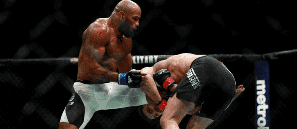 Yoel Romero's Devastating Knee on Chris Weidman