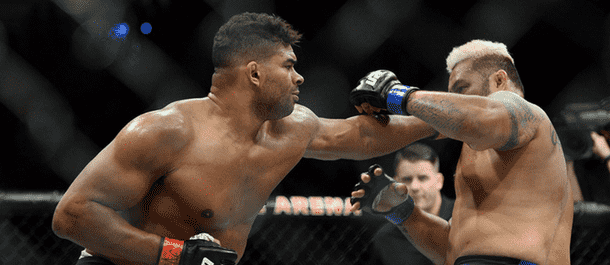 Alistair Overeem Lands a Solid Punch on Mark Hunt