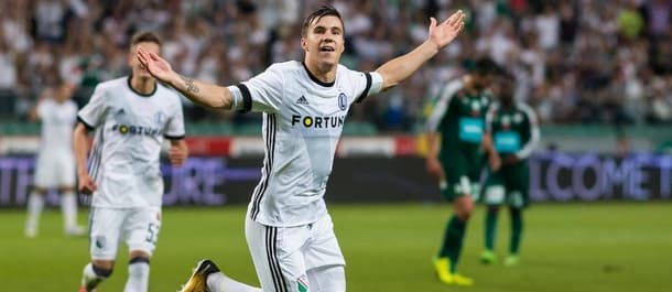 Legia Warsaw beat Mariehamn 9-0 on aggregate in the last qualifying round.