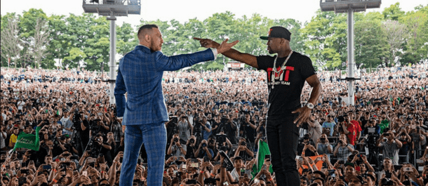 Floyd Mayweather vs Conor McGregor Toronto Staredown