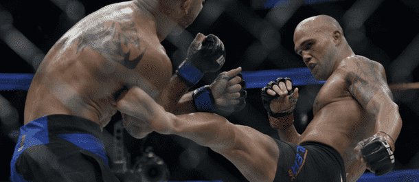 Robbie Lawler kicks Donald Cerrone