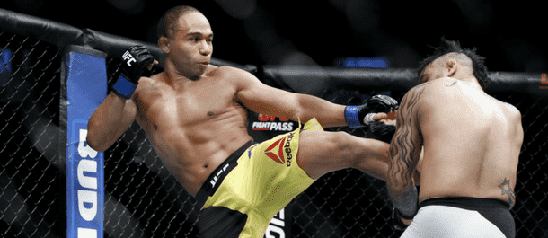 John Dodson kicks Marlon Moraes