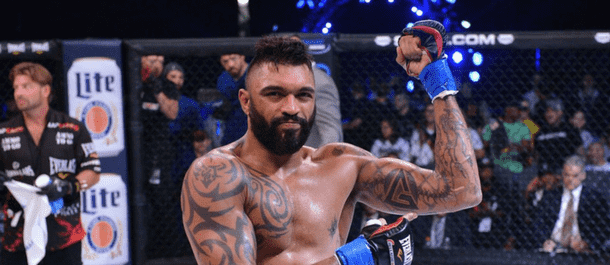 Liam McGeary picks up a Bellator win