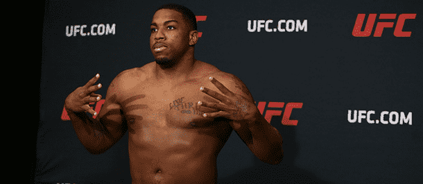 Walt Harris weighs in for the UFC