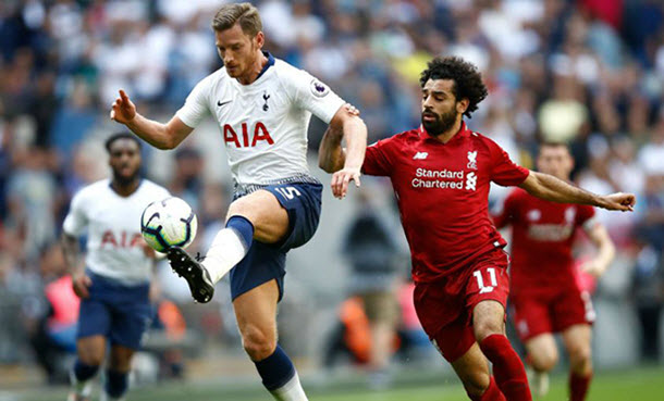 Liverpool v Tottenham Kick