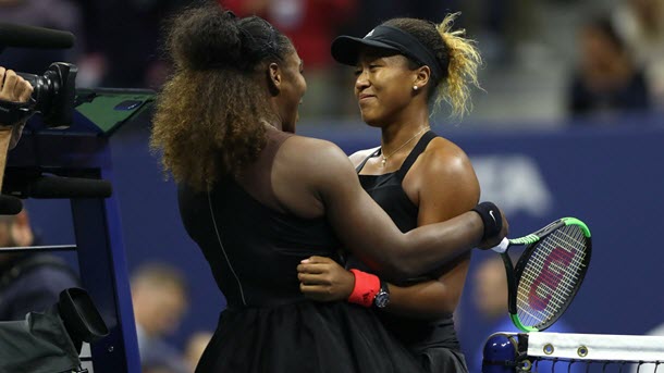 Naomi Osaka beats Serena Williams