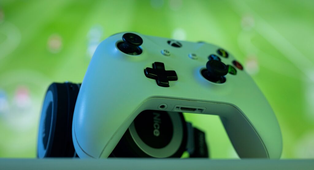 White Xbox controller