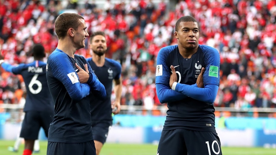 France made it two wins from two games after beating Peru